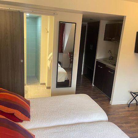 Logis Hotels Le Saint Georges วอนดูม ภายนอก รูปภาพ