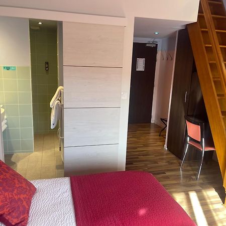 Logis Hotels Le Saint Georges วอนดูม ภายนอก รูปภาพ