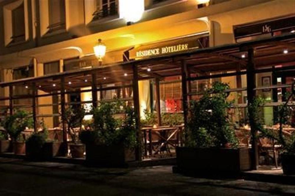 Logis Hotels Le Saint Georges วอนดูม ภายนอก รูปภาพ